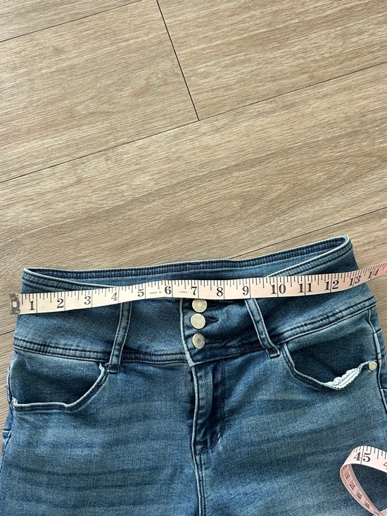 Guess midrise sexy curvy Jeans - Picture 5 of 9